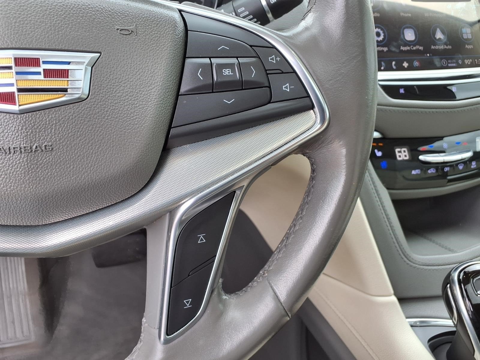 2021 Cadillac XT5 FWD Premium Luxury