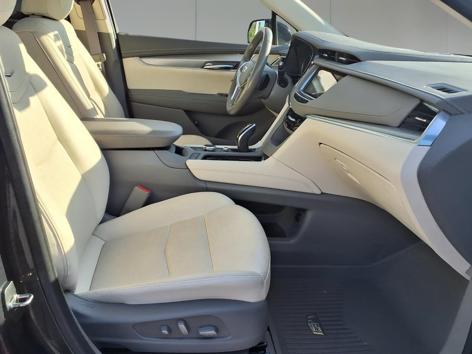 2021 Cadillac XT5 FWD Premium Luxury