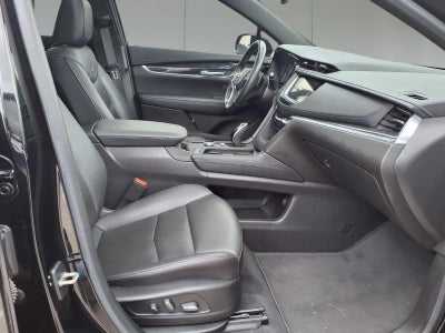 2022 Cadillac XT5 FWD Premium Luxury