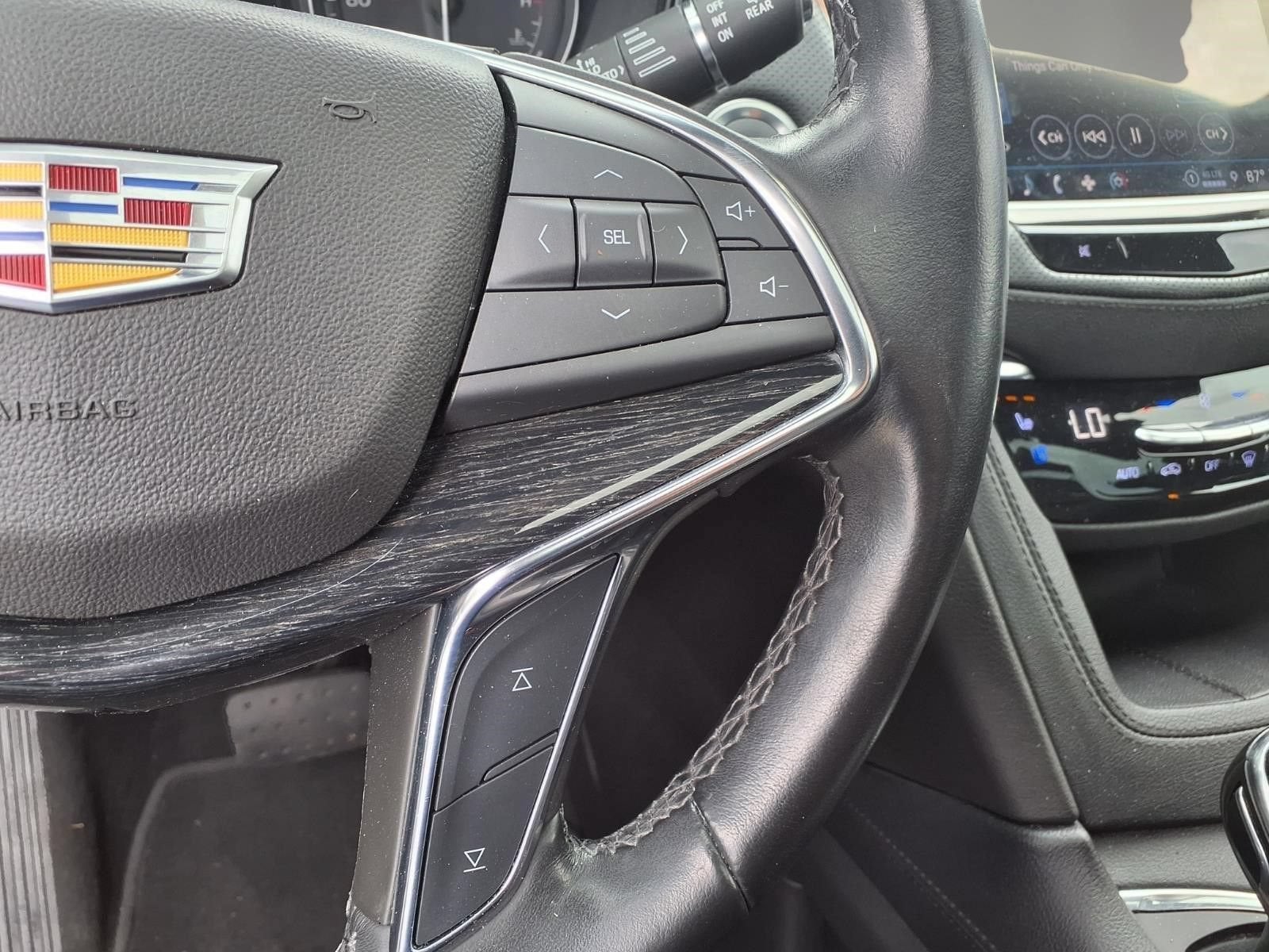 2022 Cadillac XT5 FWD Premium Luxury