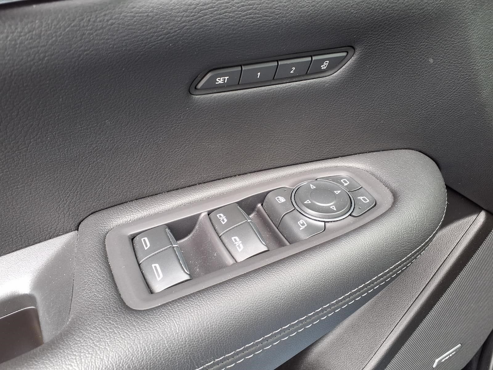 2022 Cadillac XT5 FWD Premium Luxury
