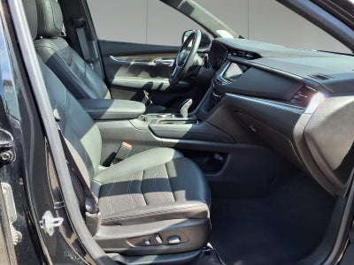 2022 Cadillac XT5 FWD Premium Luxury