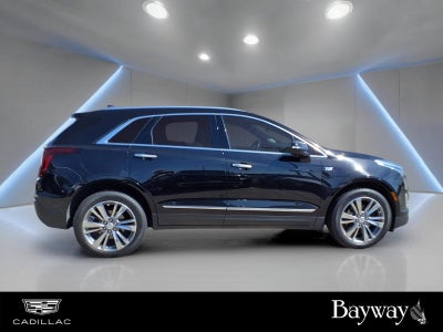2022 Cadillac XT5 FWD Premium Luxury