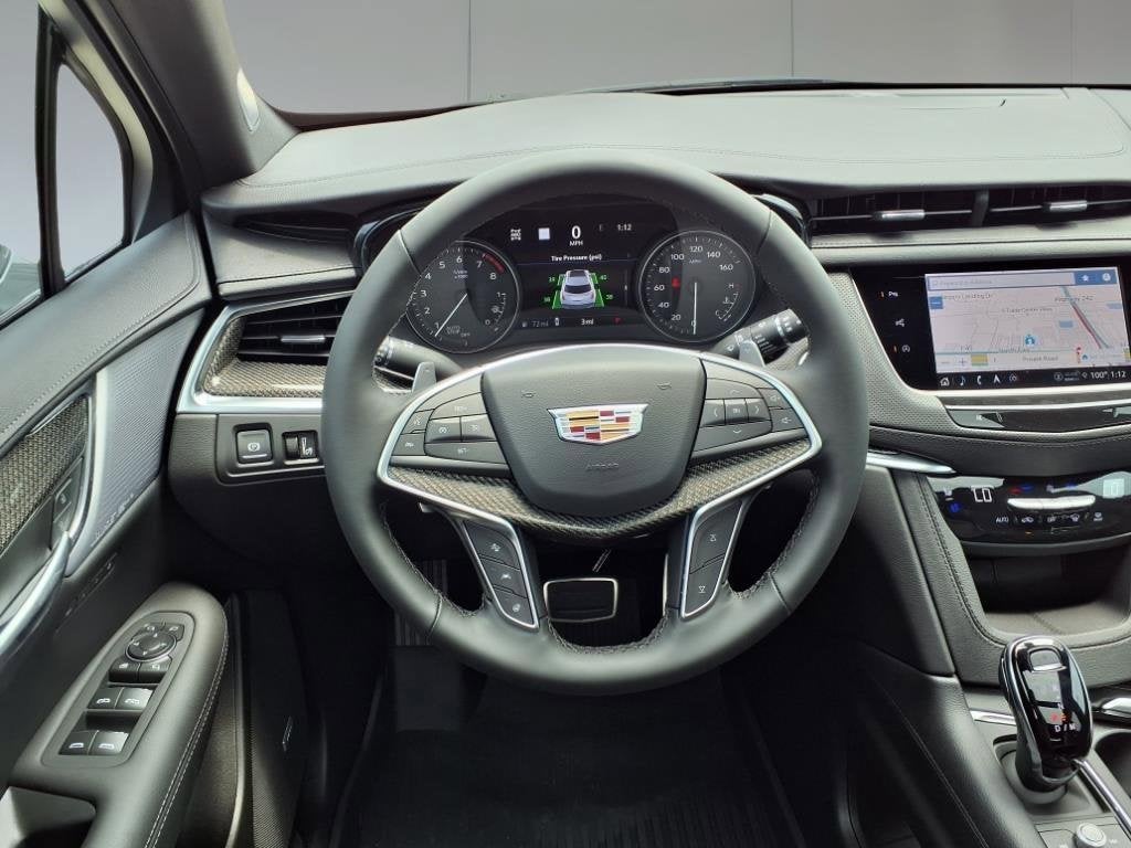 2025 Cadillac XT5 Sport