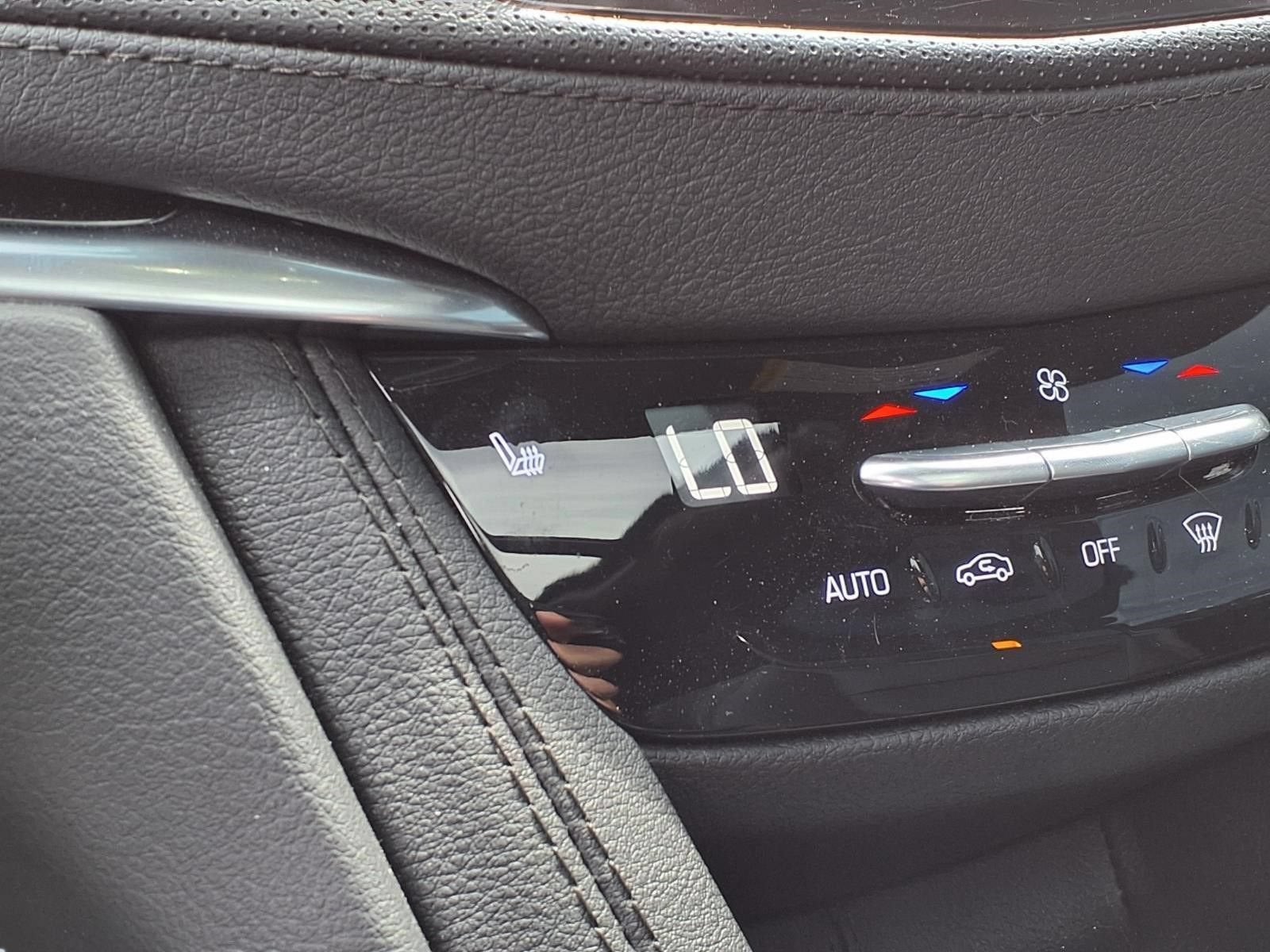 2024 Cadillac XT6 Luxury