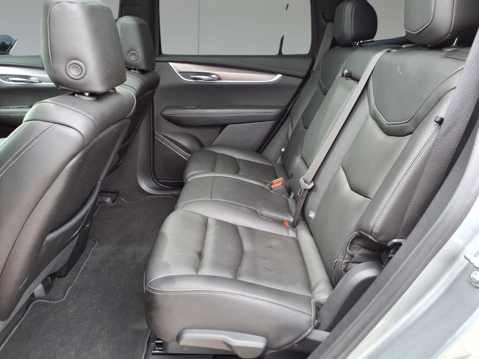 2024 Cadillac XT6 Luxury