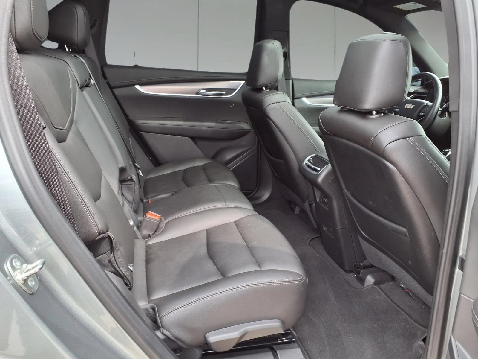 2024 Cadillac XT6 Luxury