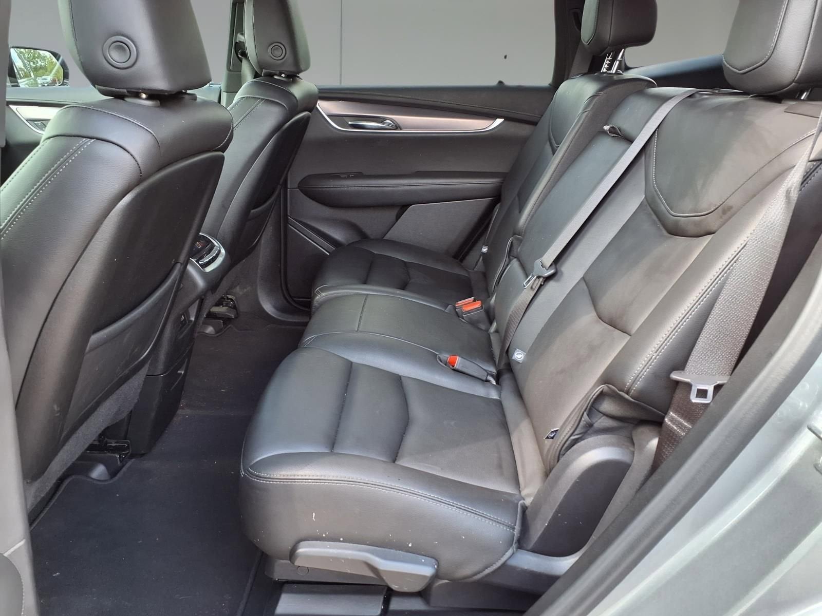 2024 Cadillac XT6 Luxury