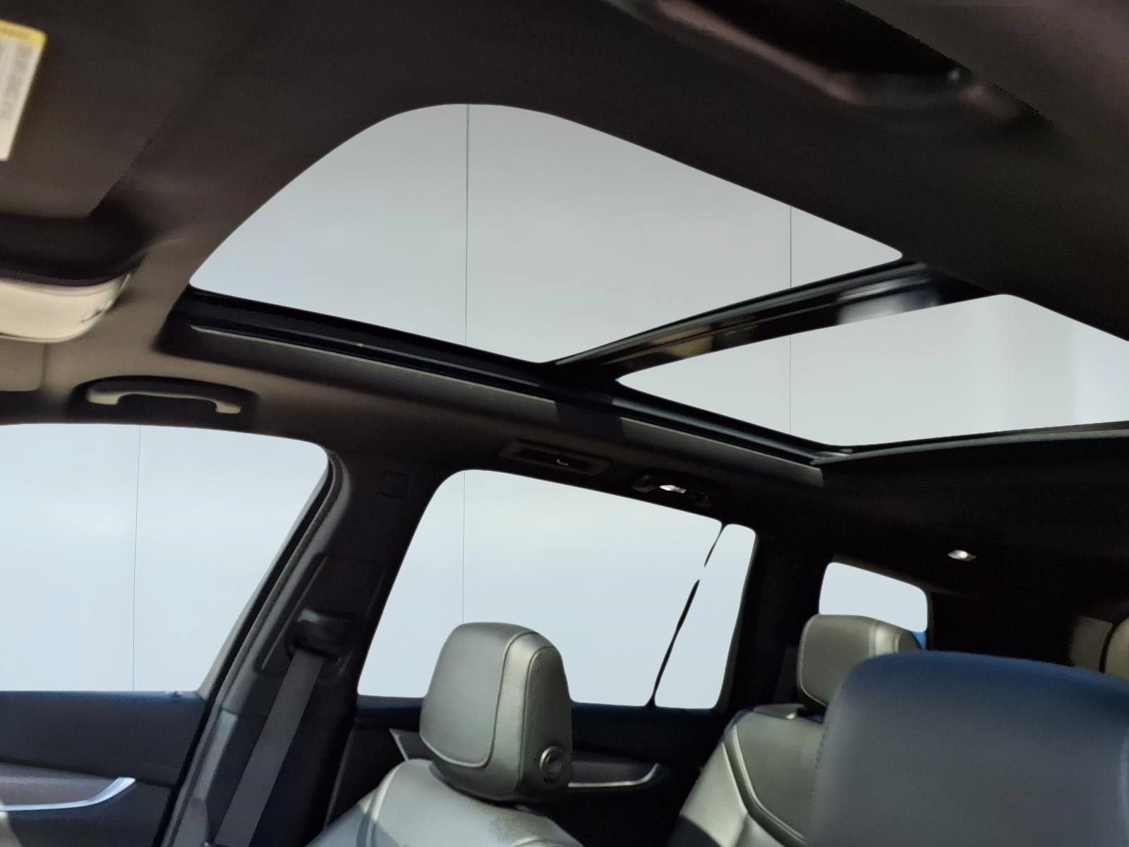 2023 Cadillac XT6 FWD Luxury
