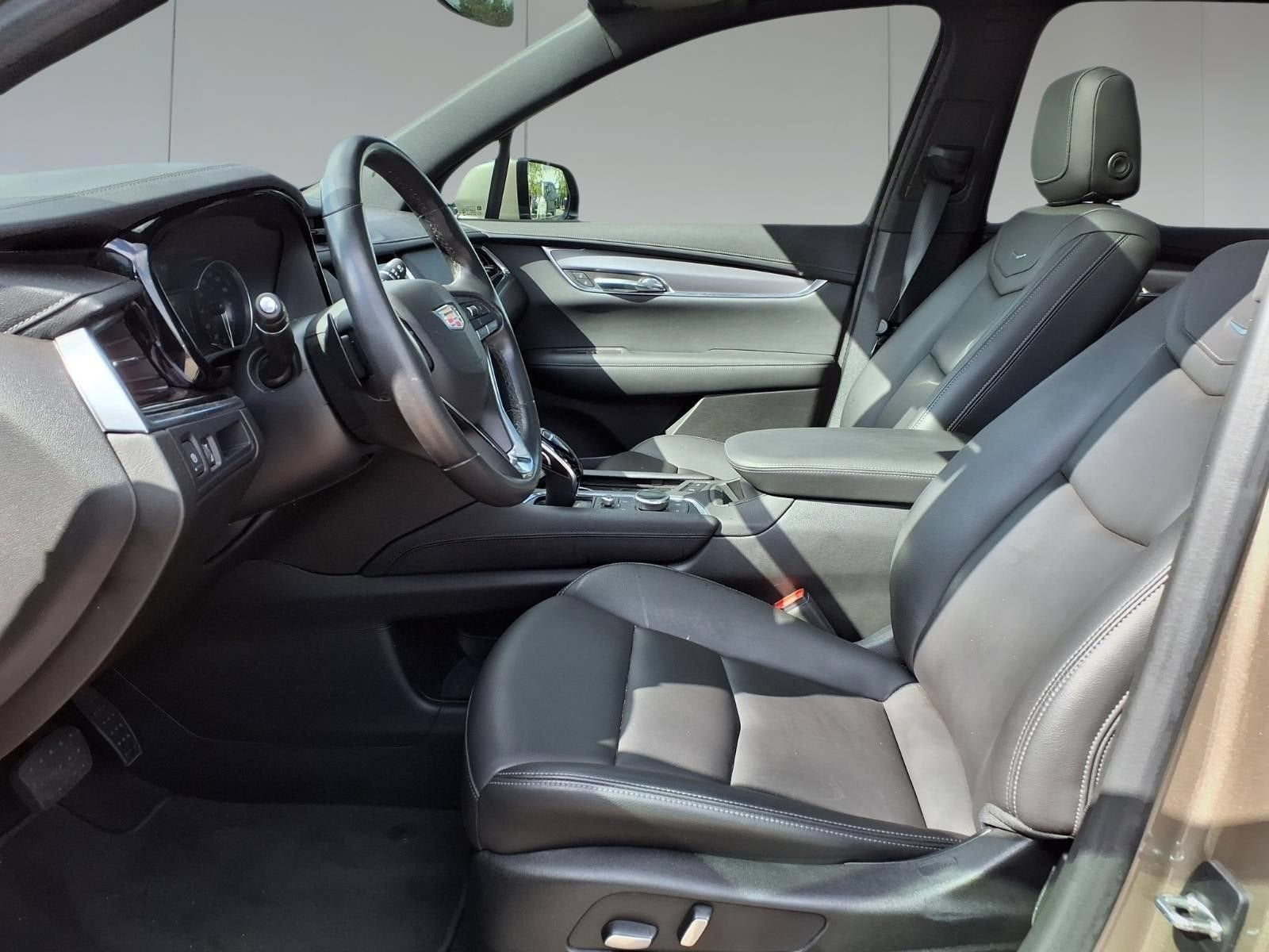 2023 Cadillac XT6 FWD Luxury