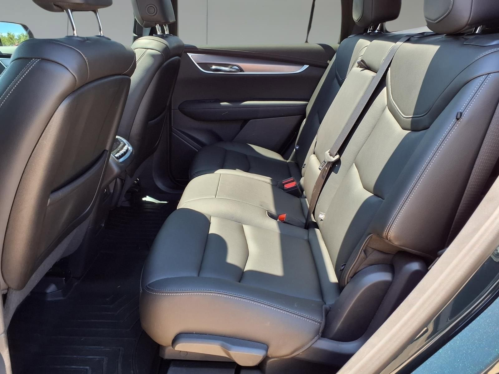 2024 Cadillac XT6 Luxury