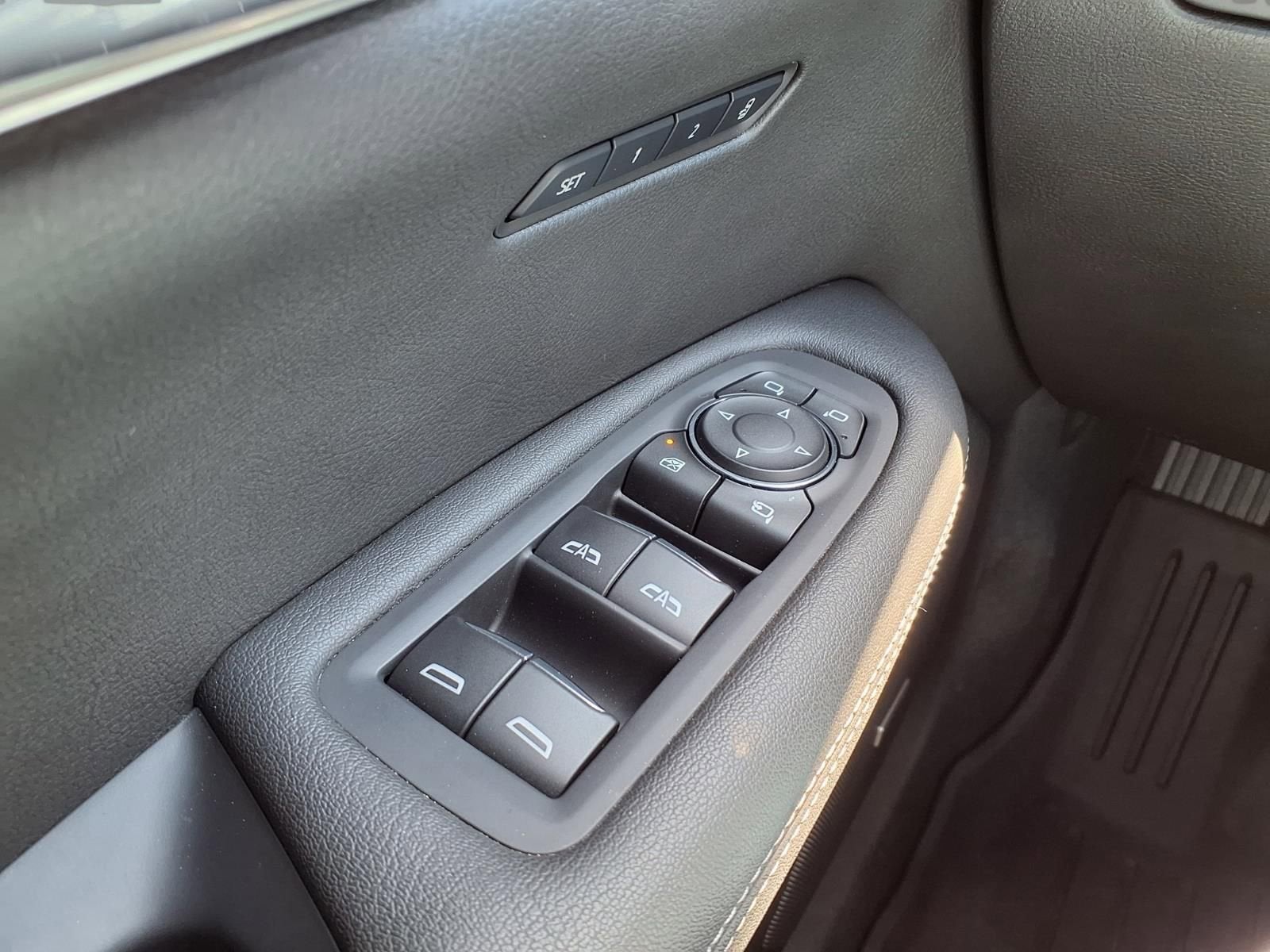 2024 Cadillac XT6 Luxury