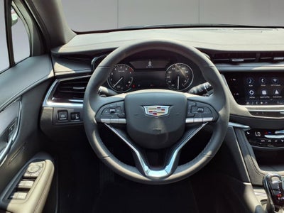 2025 Cadillac XT6 Luxury