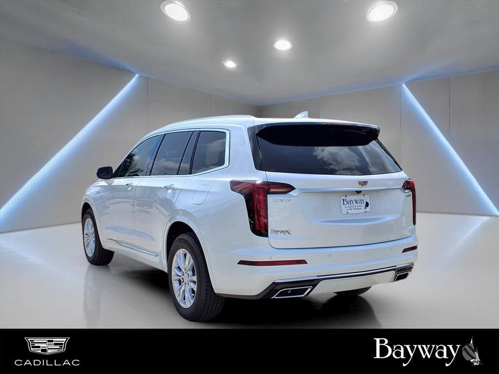 2025 Cadillac XT6 Luxury