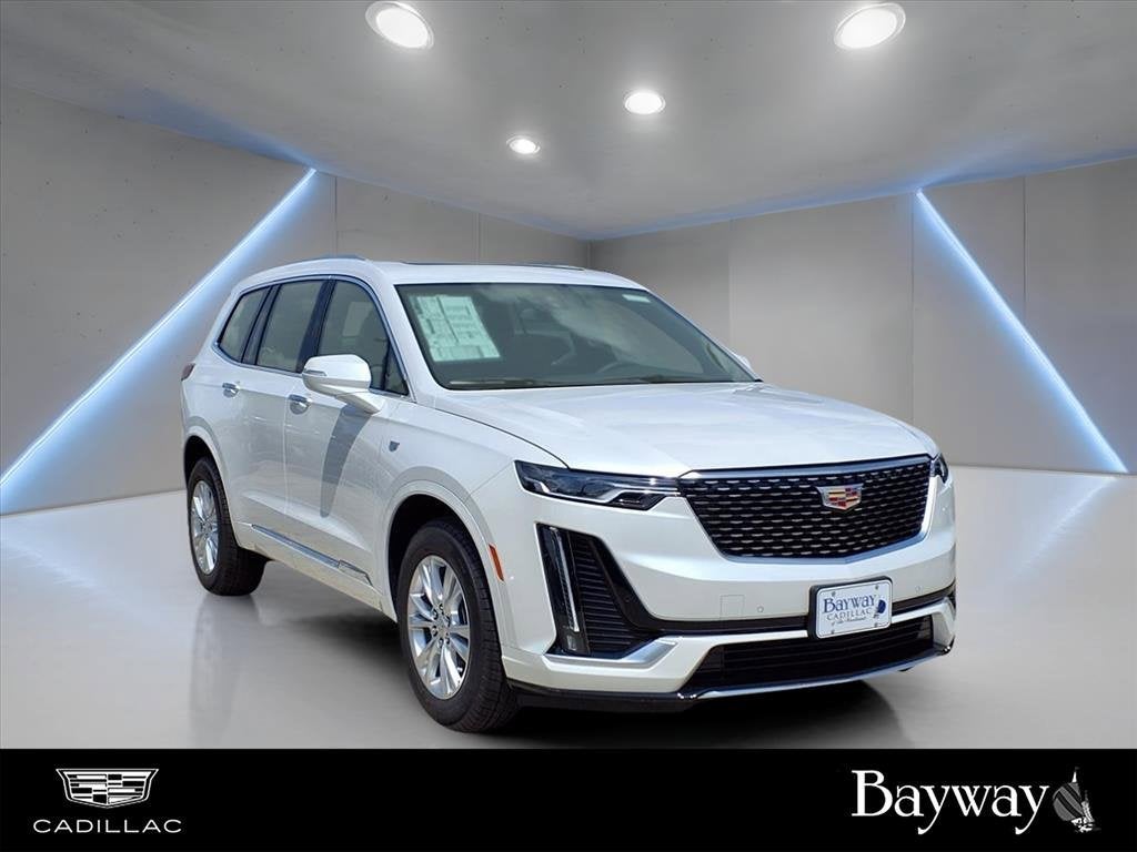 2025 Cadillac XT6 Luxury