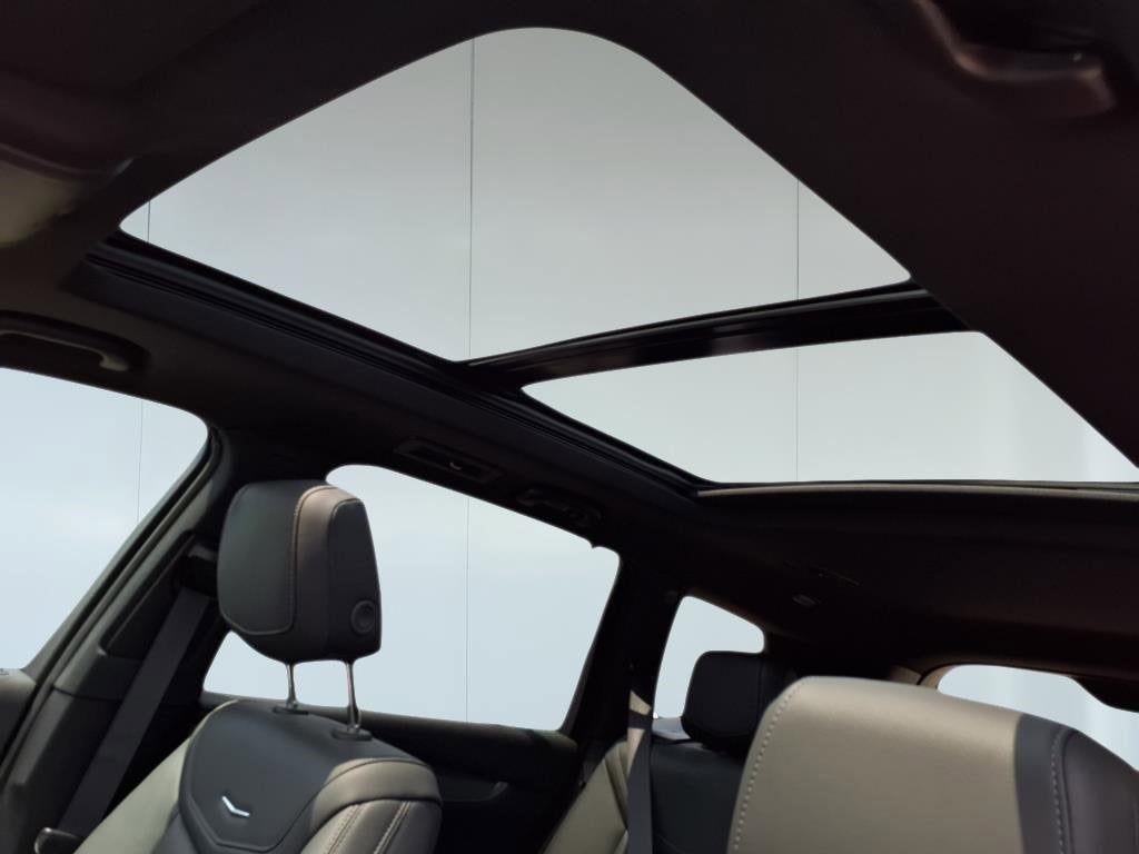 2025 Cadillac XT6 Luxury