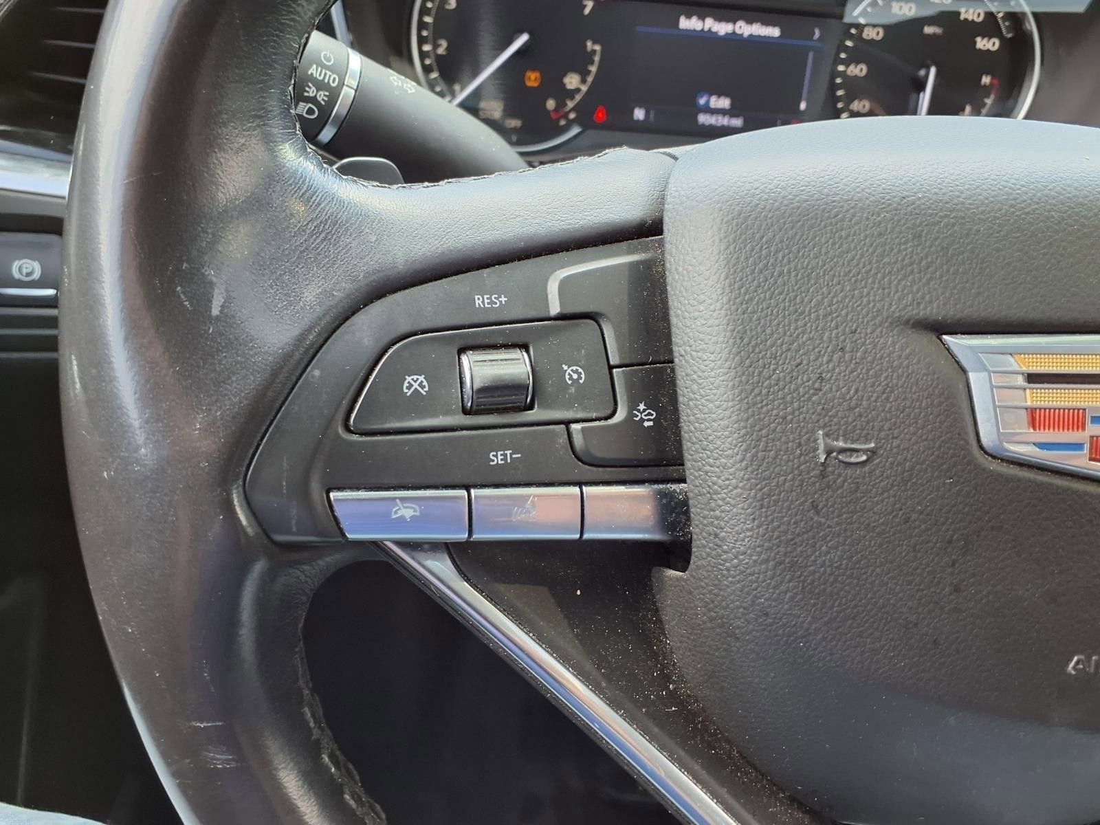 2022 Cadillac XT6 Luxury