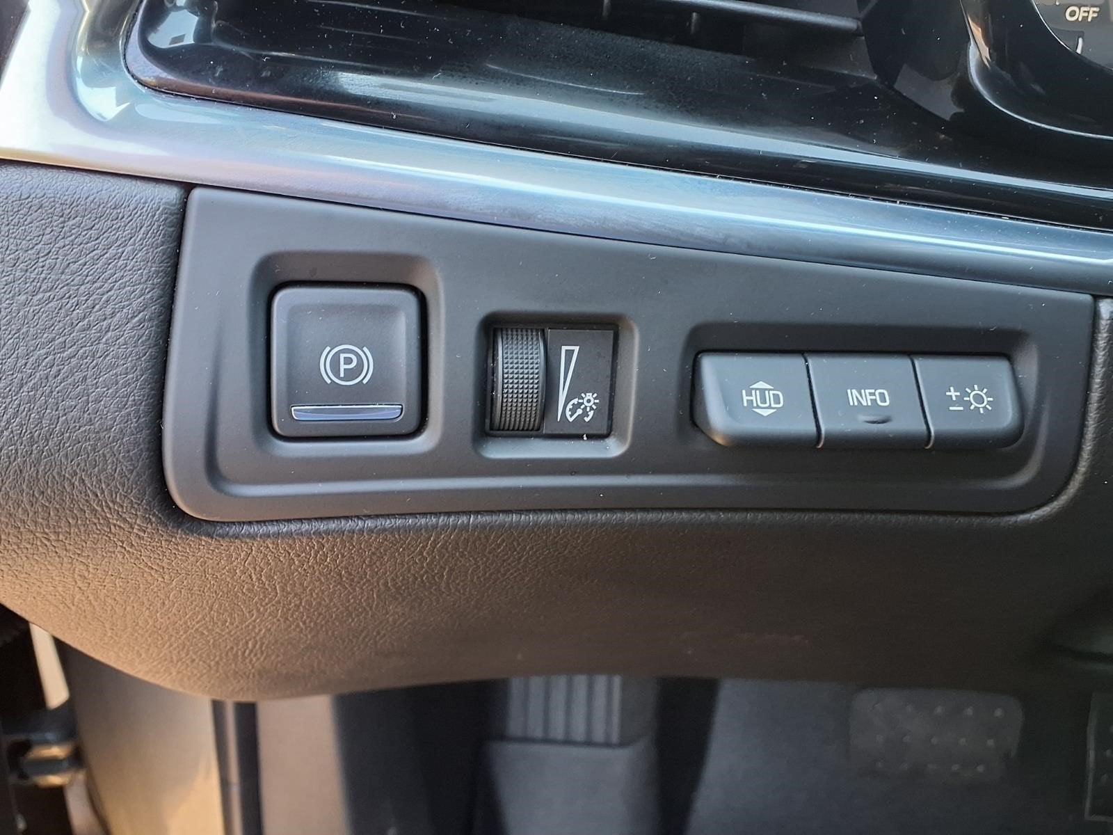 2023 Cadillac XT6 FWD Premium Luxury