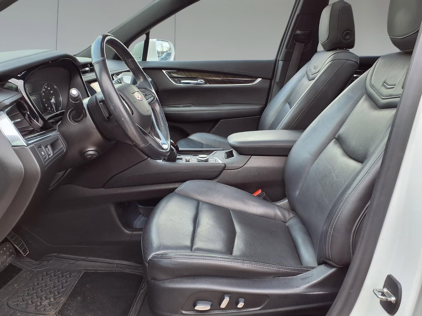 2020 Cadillac XT6 FWD Premium Luxury