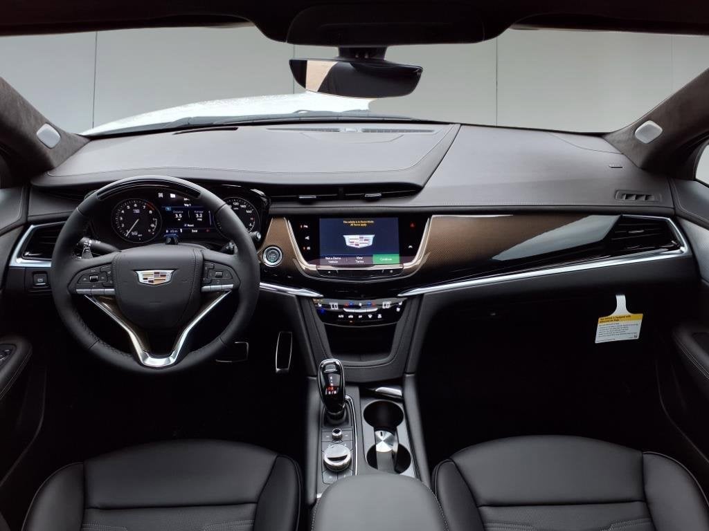 2025 Cadillac XT6 Sport