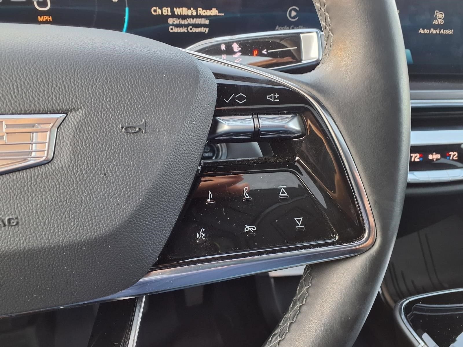2024 Cadillac LYRIQ Tech