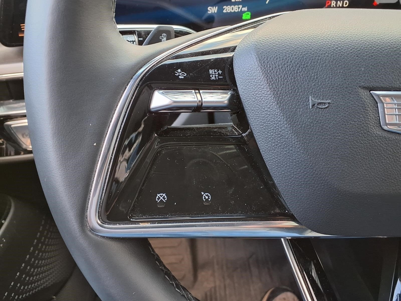 2024 Cadillac LYRIQ Tech