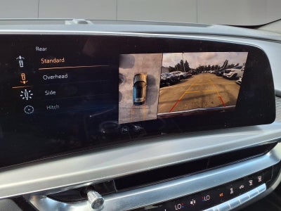 2025 Cadillac LYRIQ Luxury 1