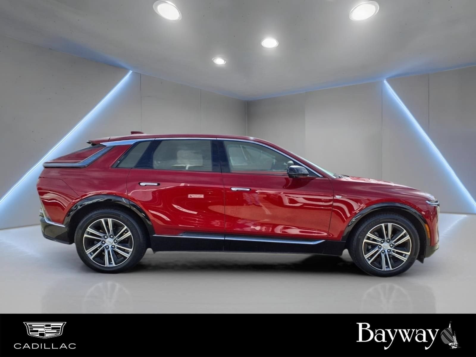2025 Cadillac LYRIQ Luxury 1