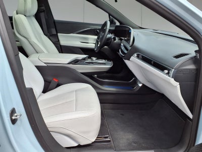 2024 Cadillac LYRIQ Luxury 1