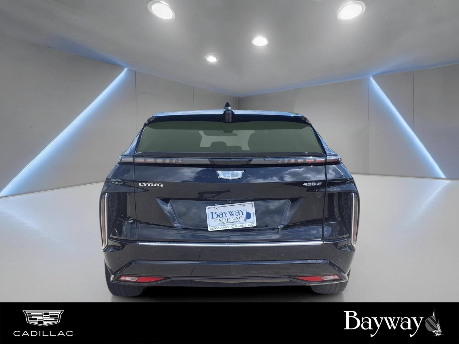 2024 Cadillac LYRIQ Luxury 1