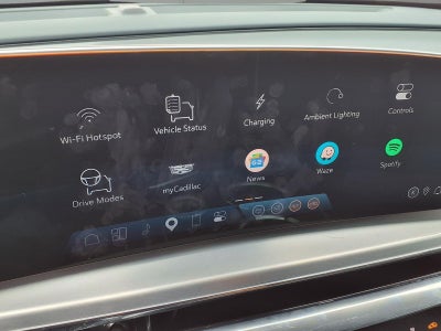 2024 Cadillac LYRIQ Luxury 3