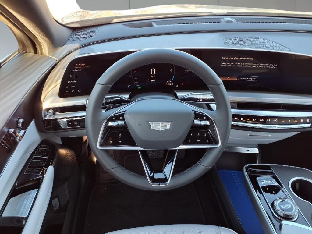 2025 Cadillac LYRIQ Sport 1