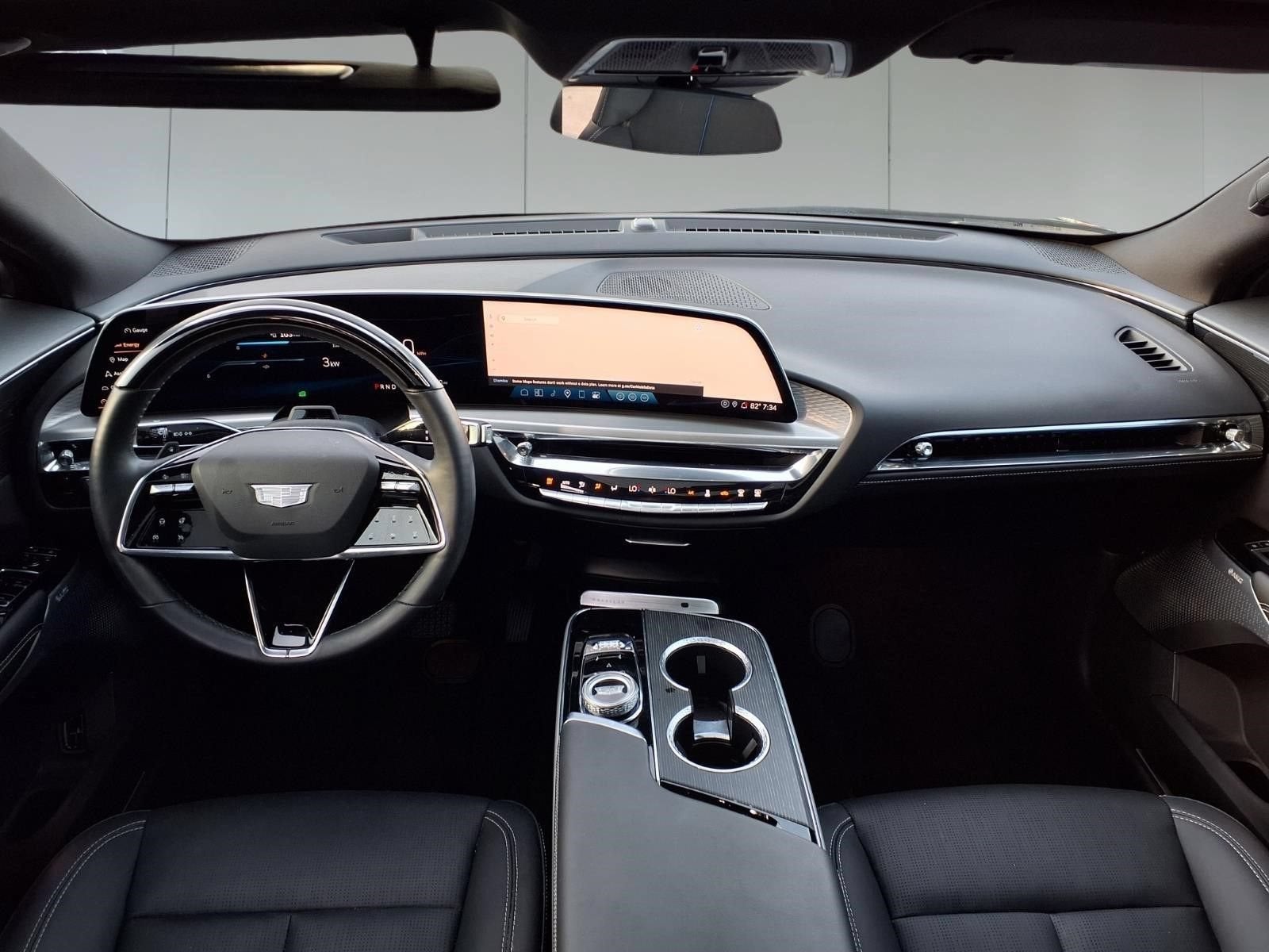 2024 Cadillac LYRIQ Sport 2