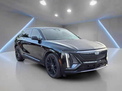 2024 Cadillac LYRIQ Sport 2