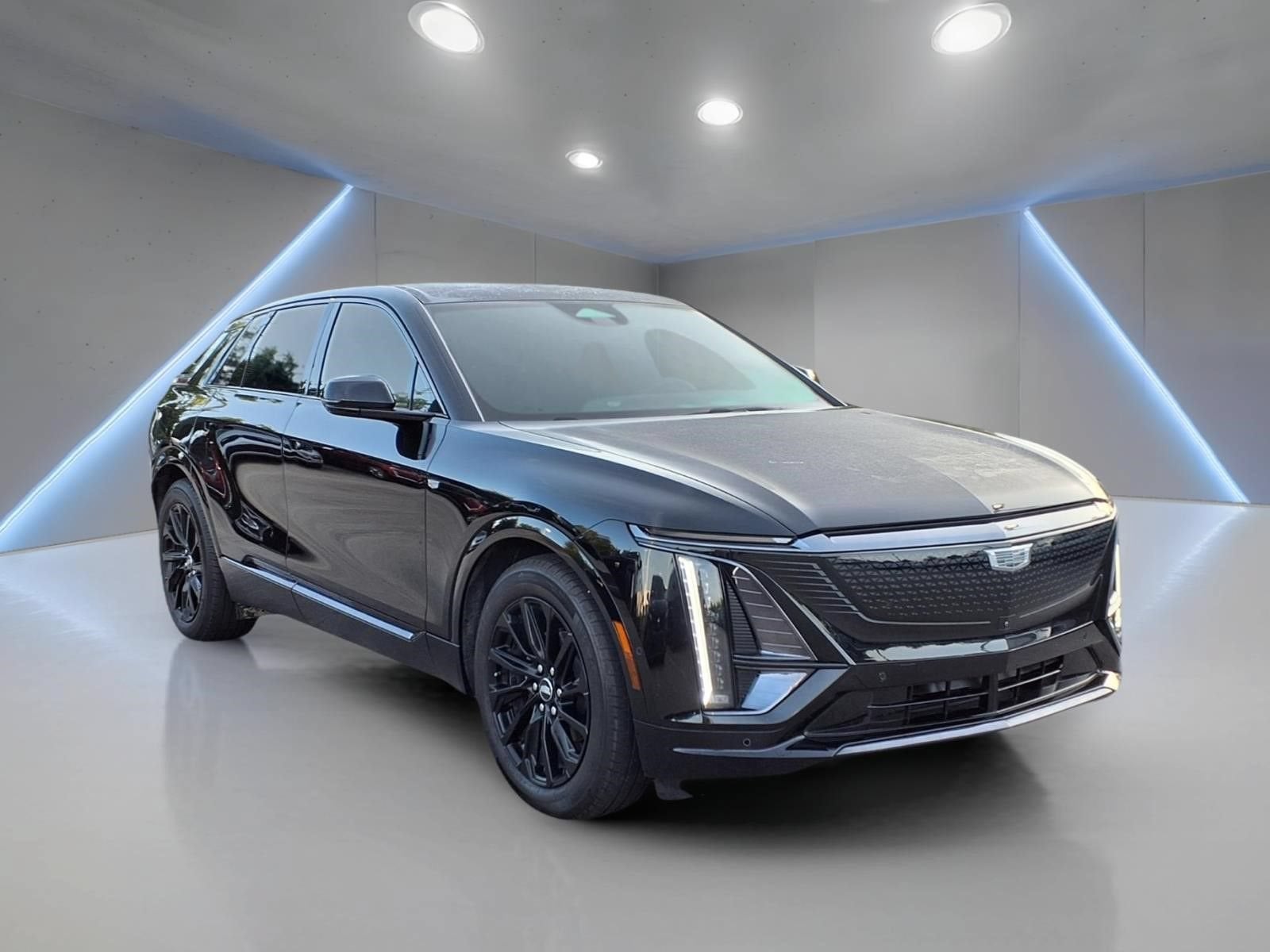 2024 Cadillac LYRIQ Sport 2