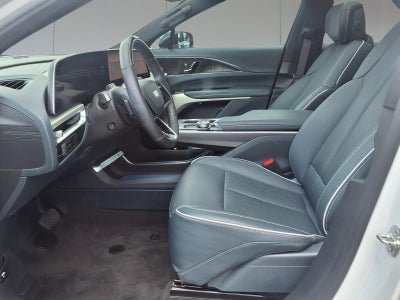 2024 Cadillac LYRIQ Sport 3