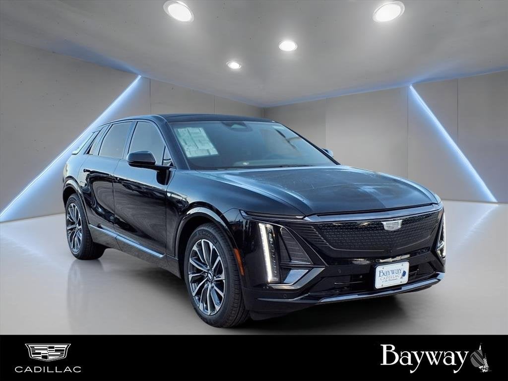 2025 Cadillac LYRIQ Sport 2