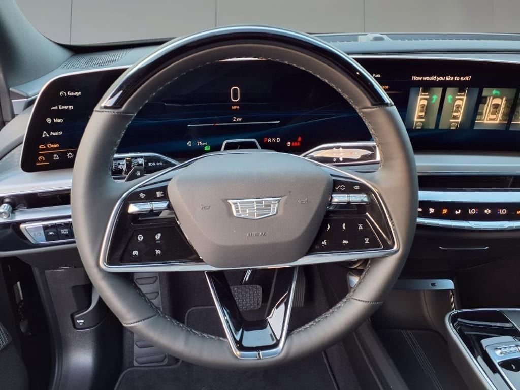 2025 Cadillac LYRIQ Sport 2