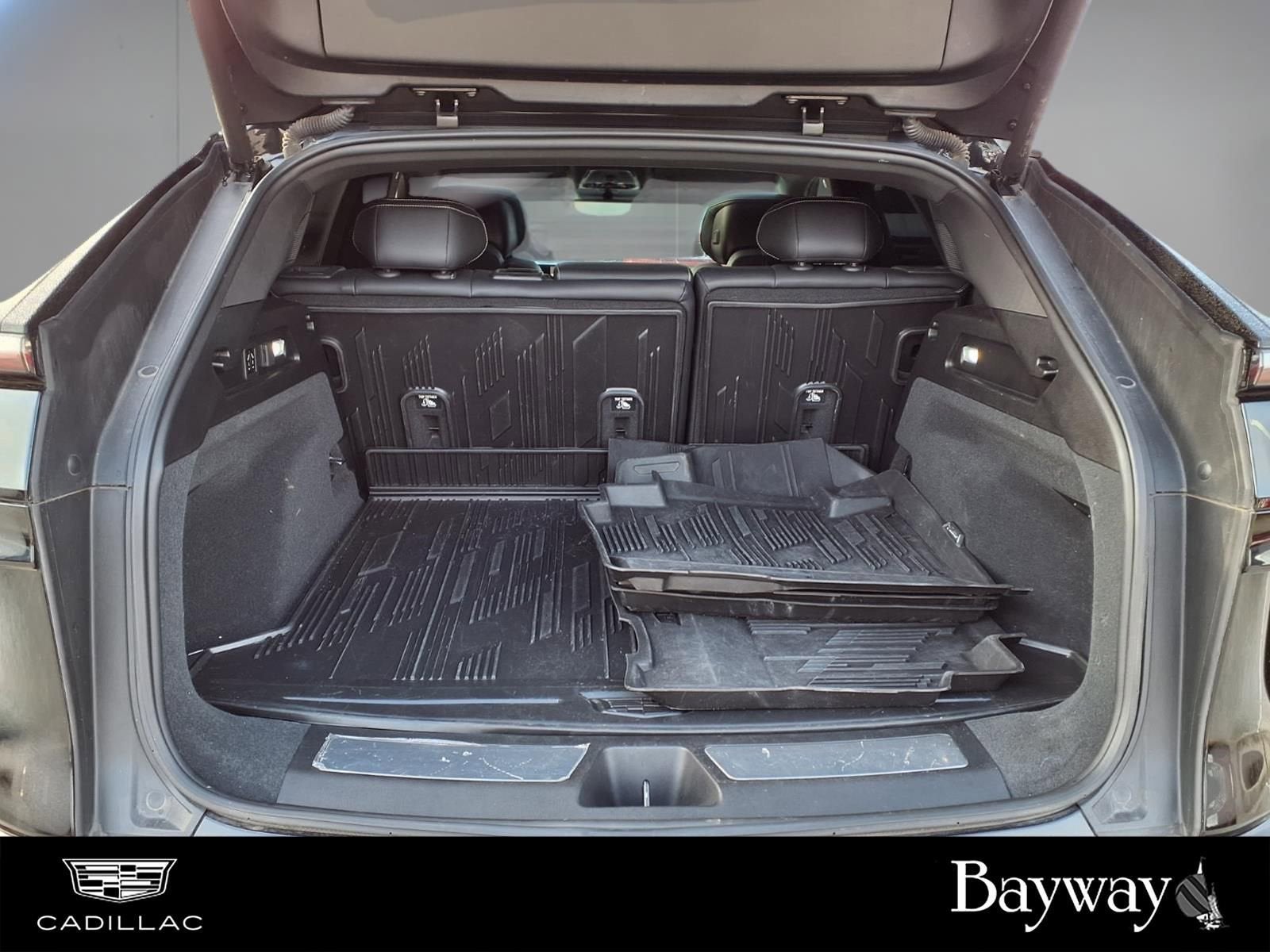 2024 Cadillac LYRIQ Sport 3