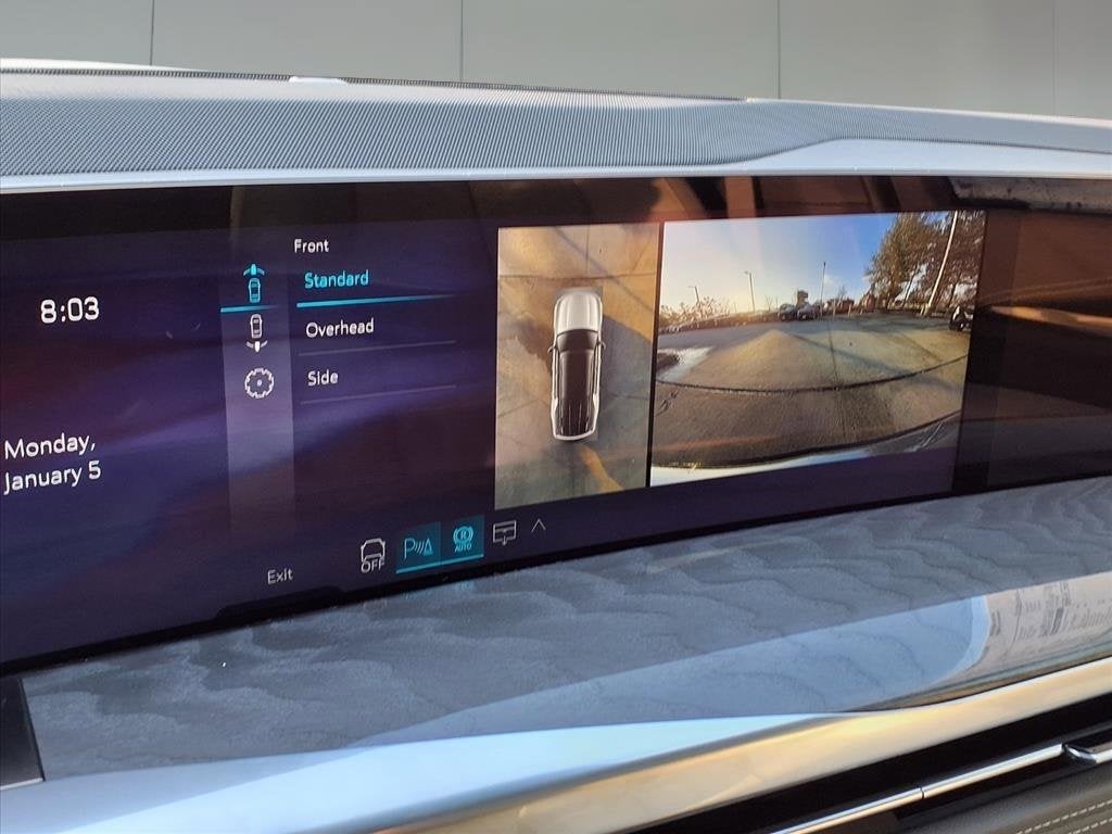 2026 Cadillac ESCALADE IQL Luxury