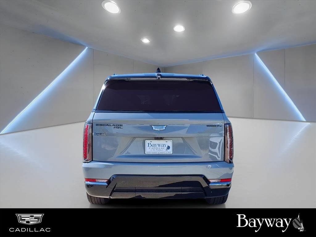 2026 Cadillac ESCALADE IQL Sport