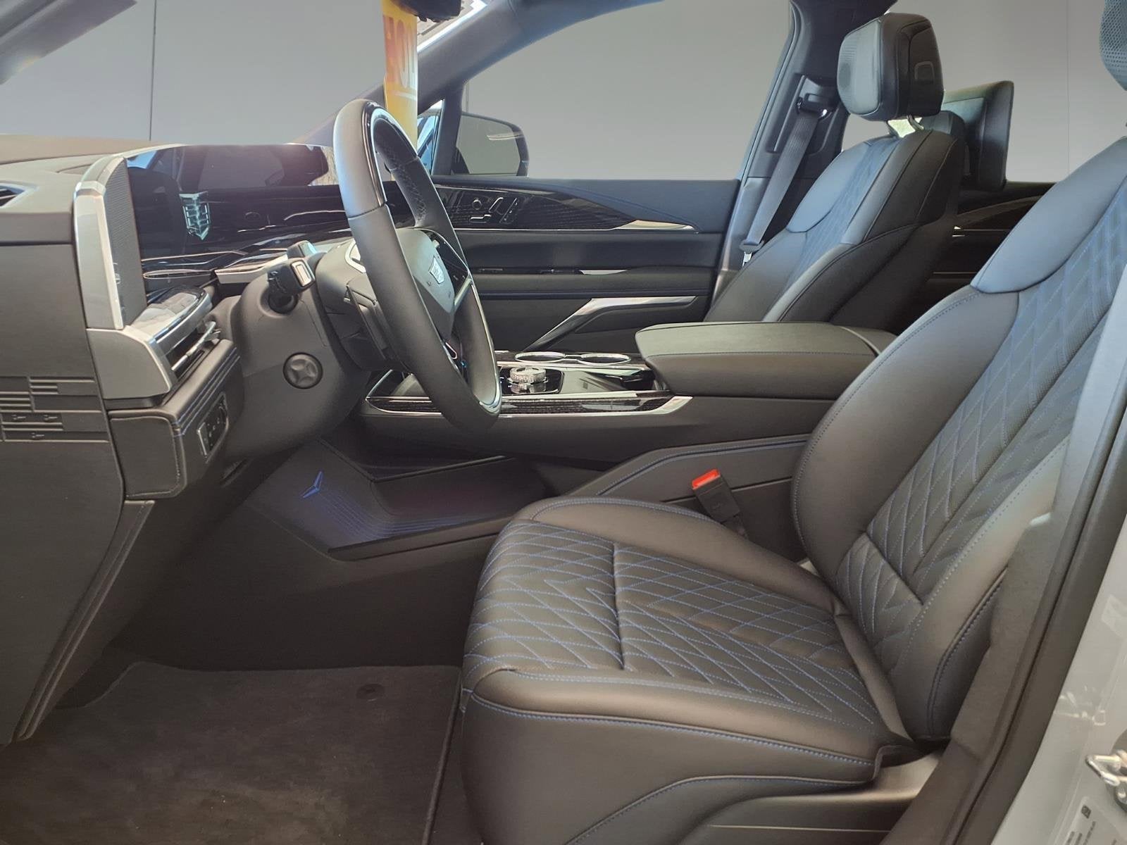 2026 Cadillac ESCALADE IQL Sport