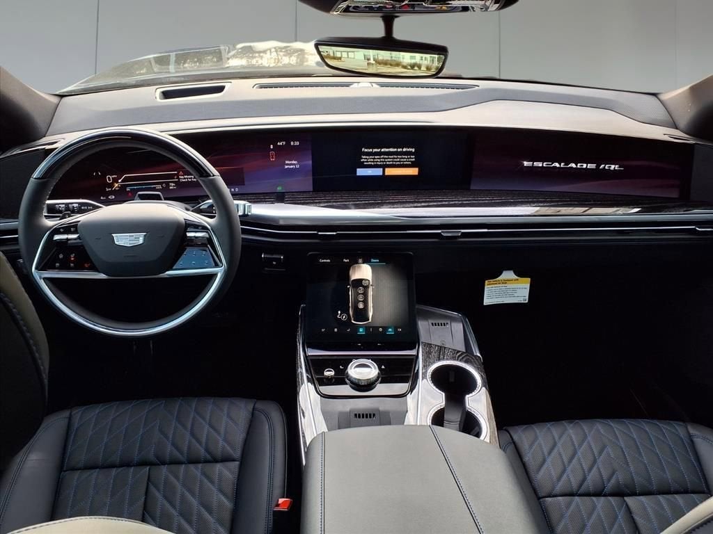2026 Cadillac ESCALADE IQL Sport