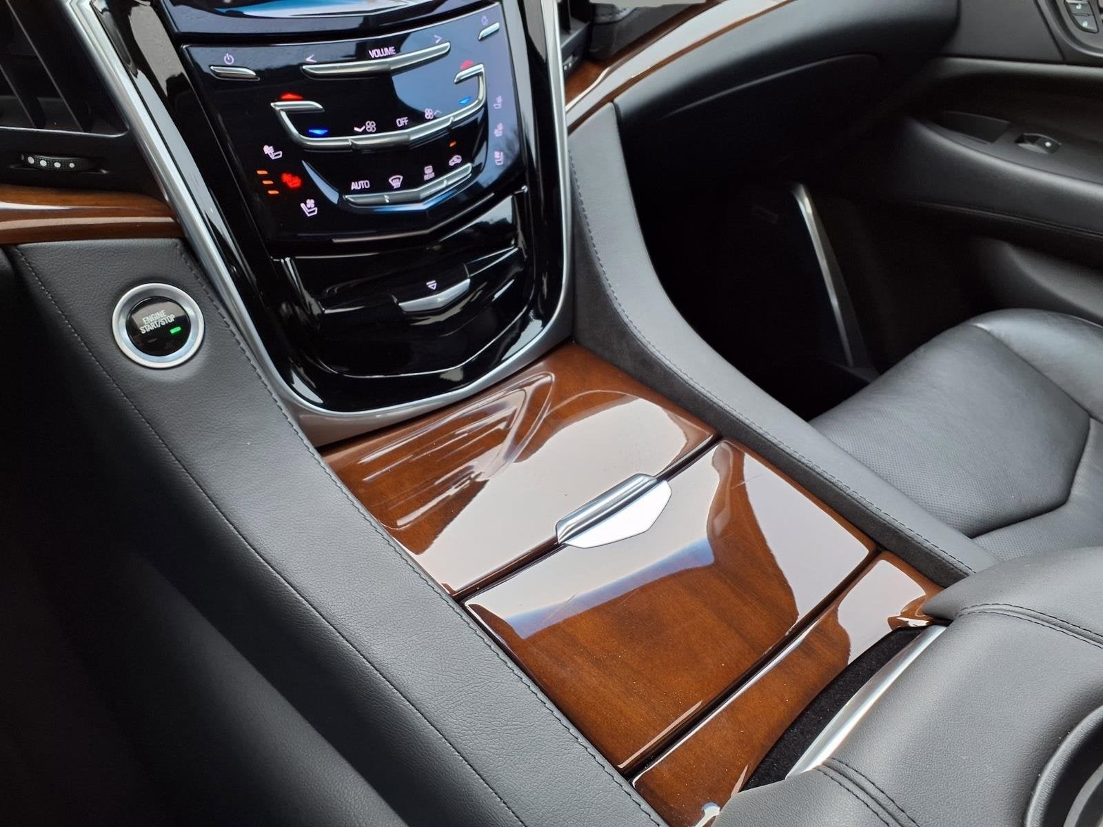 2019 Cadillac Escalade Luxury