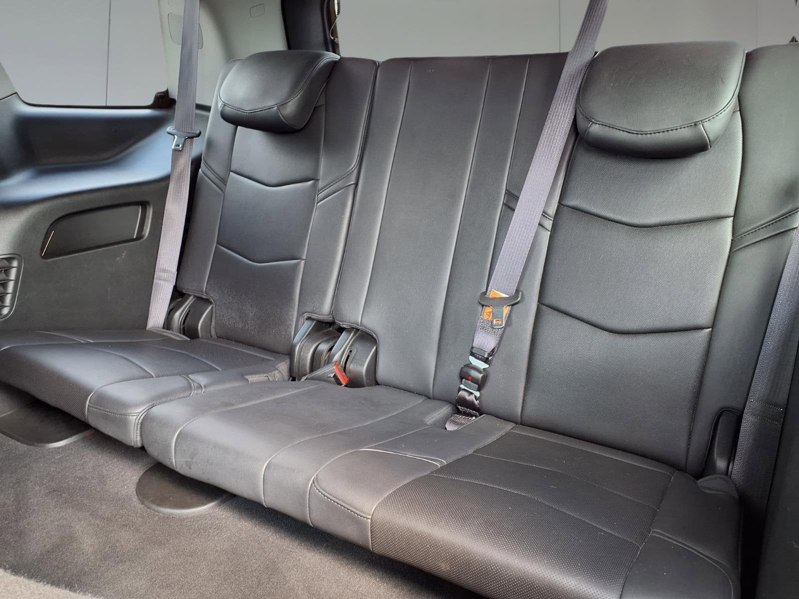 2016 Cadillac Escalade Luxury Collection