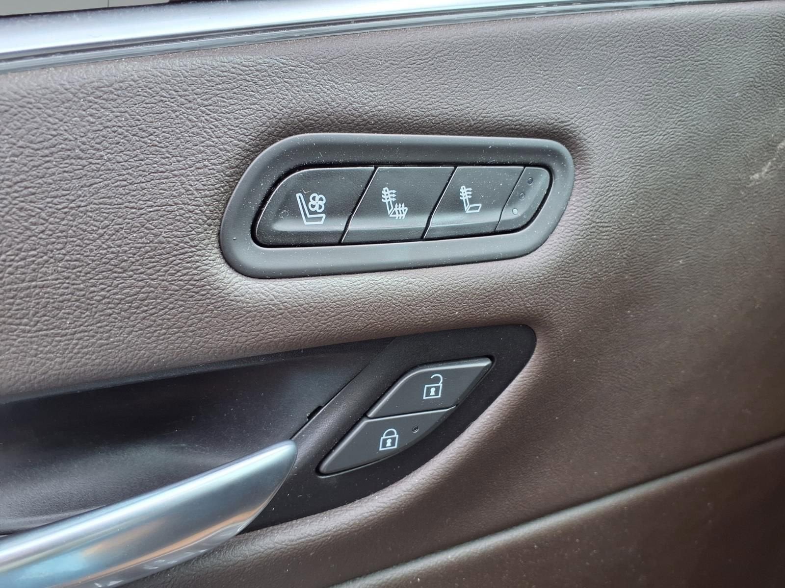 2022 Cadillac Escalade Premium Luxury