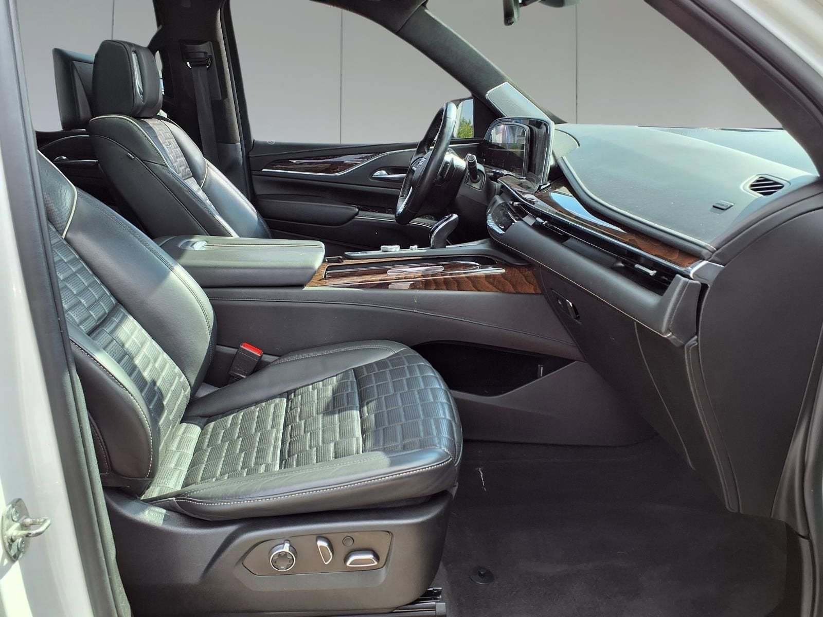 2022 Cadillac Escalade Sport Platinum