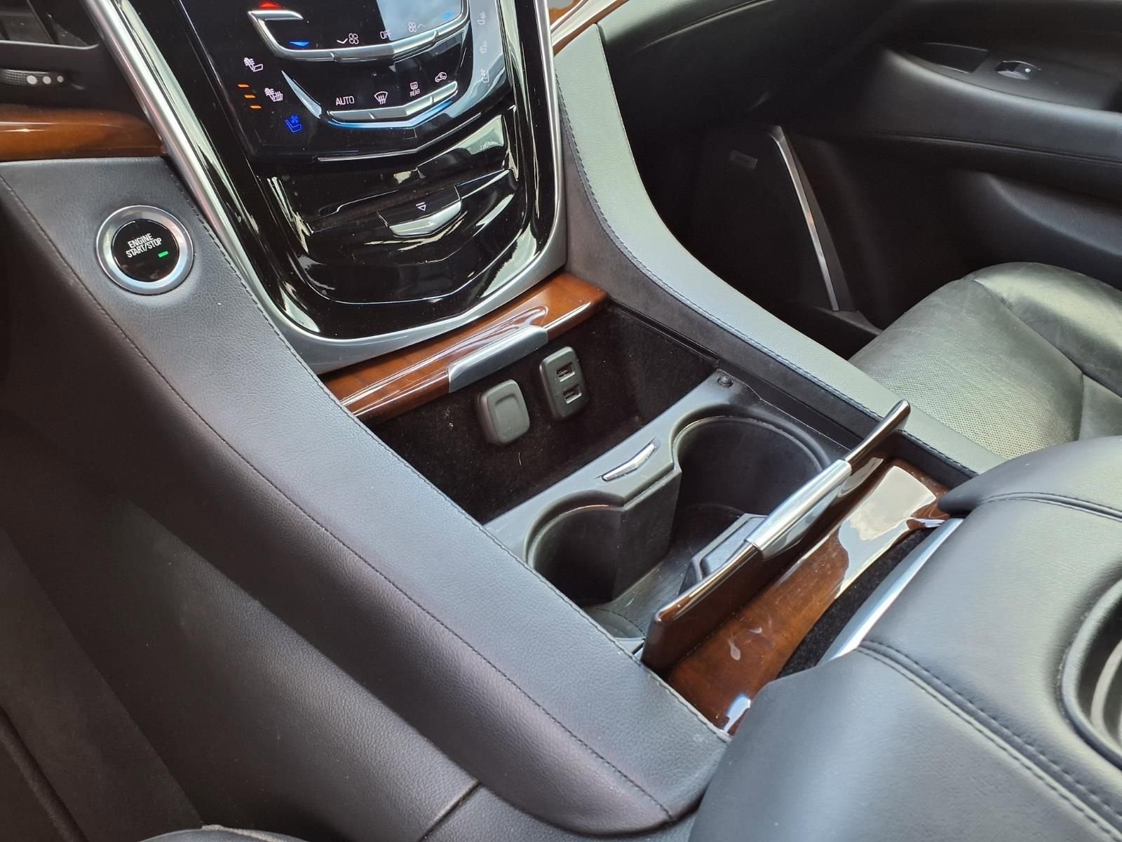 2019 Cadillac Escalade ESV Luxury