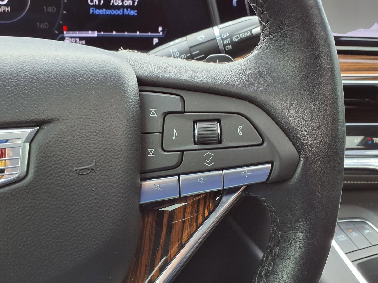 2024 Cadillac Escalade ESV Premium Luxury