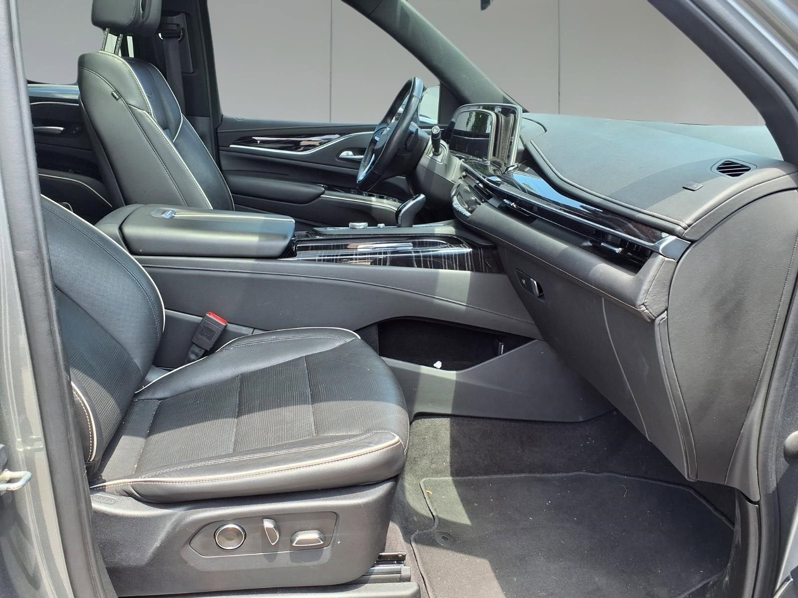 2021 Cadillac Escalade ESV Sport